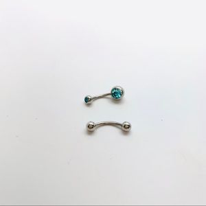 2 belly button rings